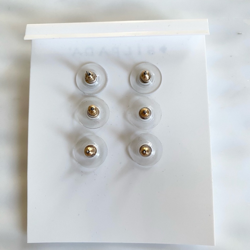 Silpada KR Gold and CZ Earring - Picture 4 of 5